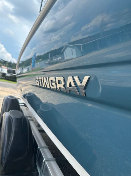 2025 STINGRAY 192SC YAMAHA F150XC EZ LOADER TRAILER iamge 3