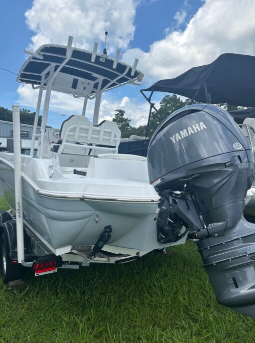 2025 STINGRAY 216CC YAMAHA F150XC EZ-LOADER TRAILER 19 2025 STINGRAY 216CC YAMAHA F150XC EZ LOADER TRAILER Image 19